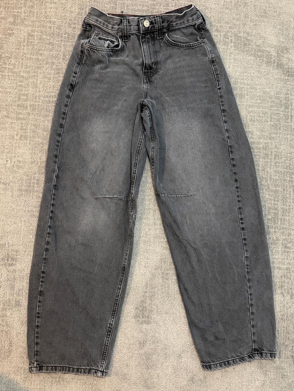 BDG Logan Buckle Baggy Barrel Jeans - Picture 2 of 9